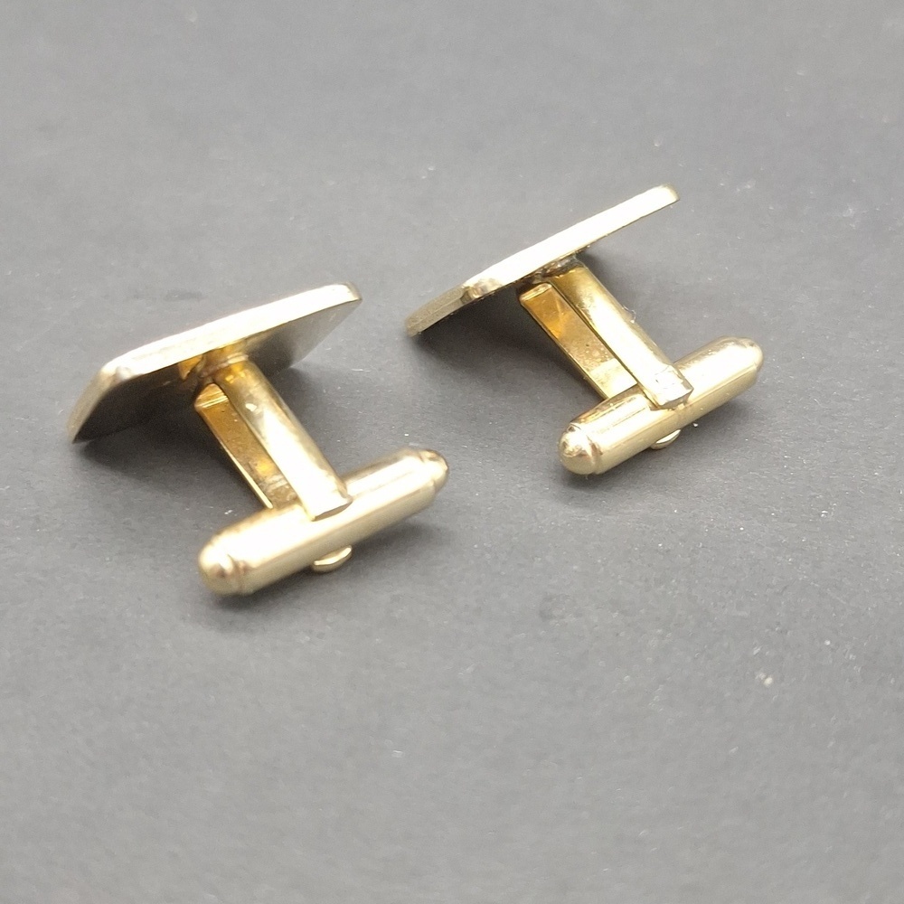 Vintage Gold Tone Geometric Cufflinks - Picture 3 of 7